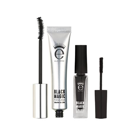 Get Ready to Be Spellbound: Eyeoo's Black Magic Mascara